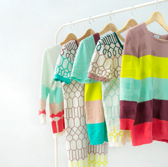 Prendas de punto en algodón egipcio mako.. Diseño de Trol: marca española de moda sostenible con mucho Color.