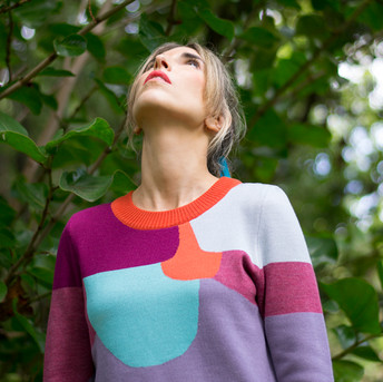 Jersey Pétalos. Diseño de Trol: marca española de moda sostenible con mucho Color.